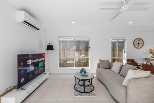 Brand New Modern and Comfortable Family Friendly Home
