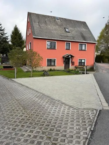 Ferienwohnung Lippmann in Großhartmannsdorf, Deutschland