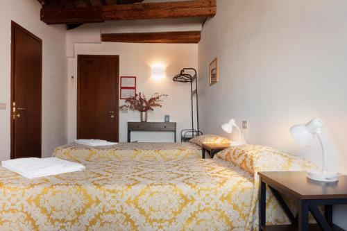 Foresteria Valdese Venezia Room Type - Twin Room with Private Bathroom