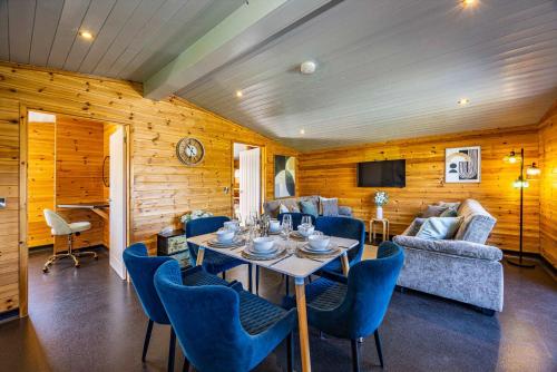 The Secret Lodge - Hottubs Wellness Relaxation in 斯塔普爾福德東南