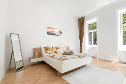 Schöne 2 Zimmer Apartment im Wiener Altbaustil nahe Donaukanal in Wien, Österreich
