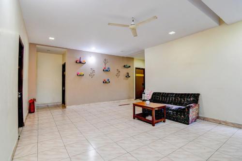Lobby, Hotel O Akkayaplem Near Railway Station in Visakhapatnam