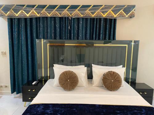Lotus Residency DHA Guest House - image 10