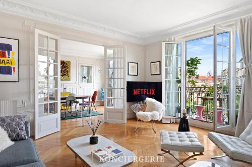 Prestige parisien 3 chambres avec balcon - Auteuil
