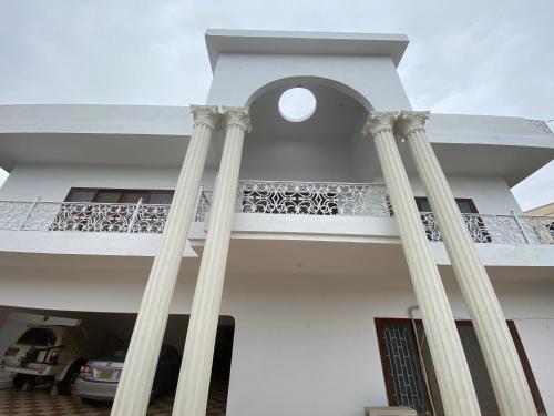 Lotus Residency DHA Guest House in קאראצ'י