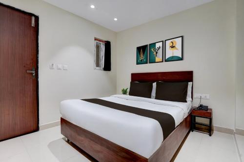 Super Hotel O Pydithalli Ammavari Temple Vizianagaram