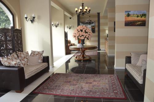85747621 Roccamonfina Palace Hotel
