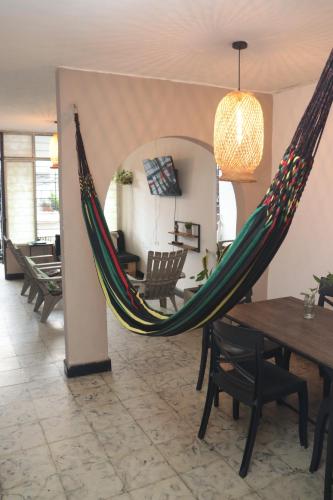 Bau420! Backpackers HOSTAL in Cali