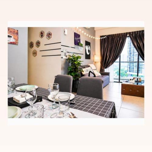 10 Pax Family Suite Old Klang Road Near Mid Valley Megamall Kuala Lumpur Spacious 121sqm City View - Petaling Jaya