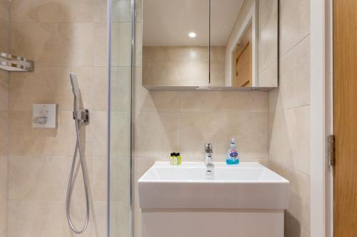 BnBNova - 1BR - Central Fitzrovia - image 9