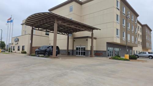 FairBridge Inn And Suites Will Rogers Airport, Fairgrounds, Restaurant & Bar – khách sạn tại Sân bay Will Rogers