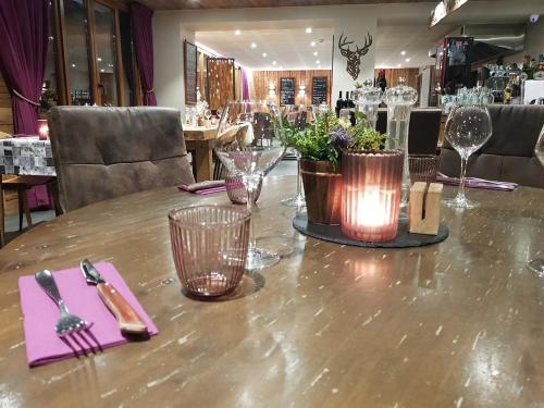مطعم, hotel le malgovert SEEZ 73 in Bourg-Saint-Maurice