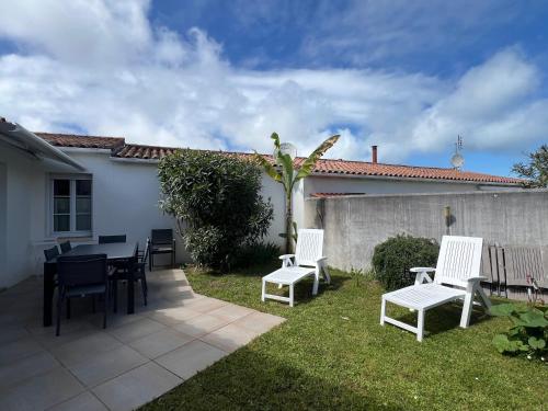 MAIS 542 Les Sables La maison idéale à La Flotte – khách sạn tại La Flotte