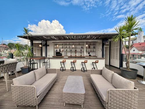 Grand Hotel Urban in อันตานานาริโว