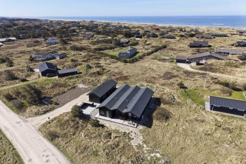 Newly Built Luxury Holiday Home At Redningsvejen Syd 51 – khách sạn tại Hvorup Klit