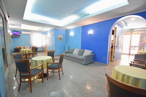 Hotel Mario – San Benedetto del Tronto, MO
