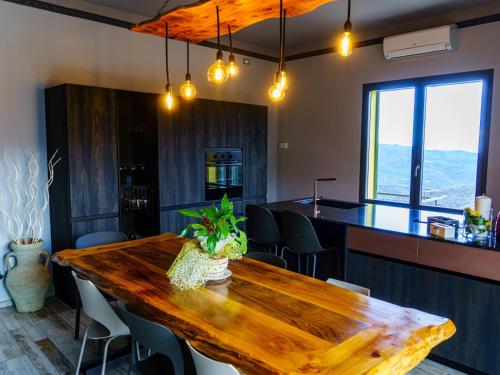Viesnīcas āriene, Agriturismo Il nido tra gli ulivi in Lucinasco