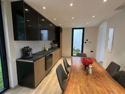 Зручності, Enervillas 2030 in Като Ахайя