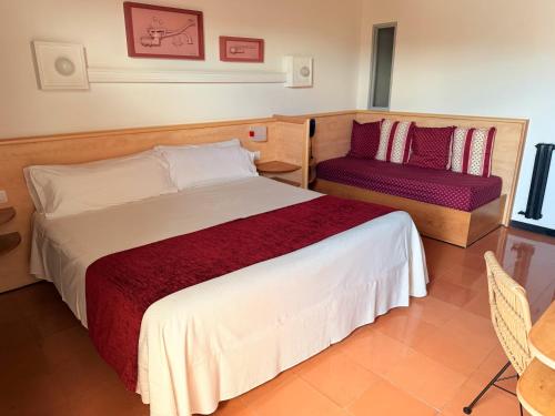 Hotel Xaine Park - image 2