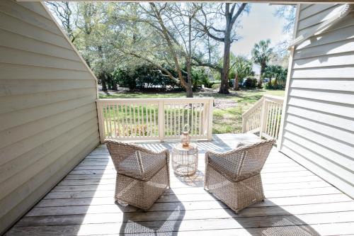 12C Richmond Park - Coastal Retreat only a 4-Min Walk to Beach condo - image 4