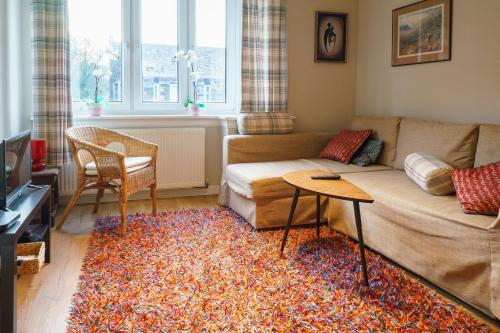 Bright Spacious 2 Bedroom Apartment in Stockbridge in Stockbridge