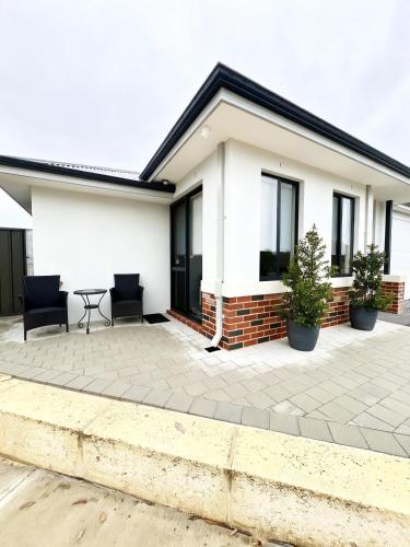 Landsdale hideaway new build private guests house - Landsdale