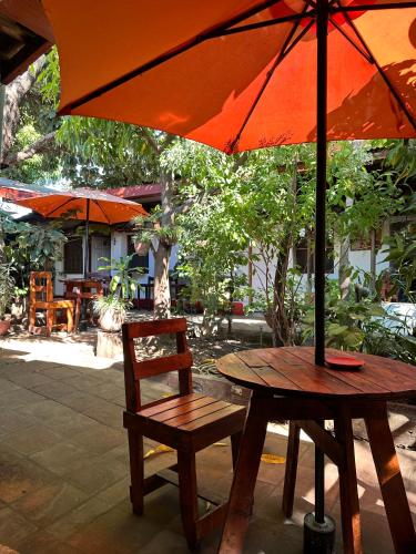 Exterior view of Casa de Los Berrios