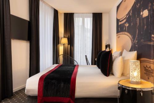 room detail thumbnail 0