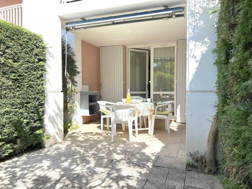 Studio cosy avec terrasse à 100m de la plage - 4 couchages, parking, animaux acceptés - FR-1-251-572