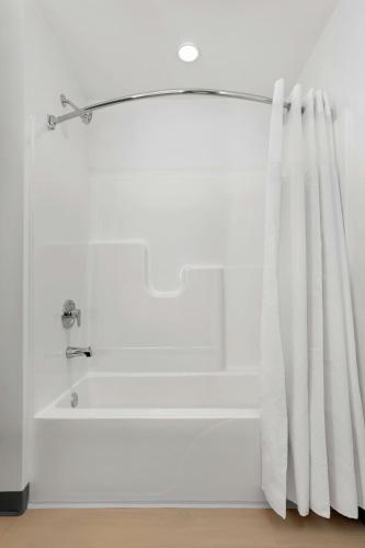 StudioRes by Marriott Jackson TN - image 8