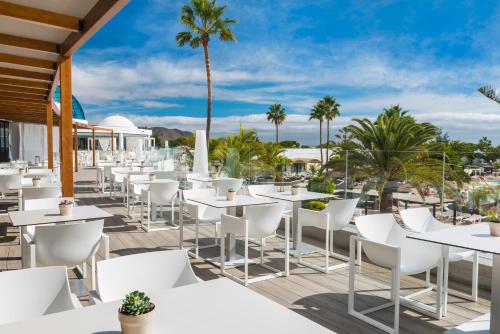 Elba Premium Suites - Adults Only - image 13
