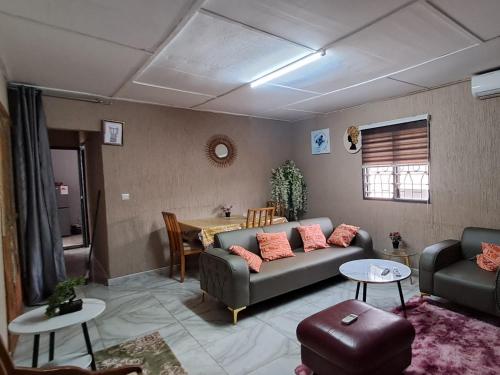 2 CHAMBRES SALON MEUBLé (2 CHAMBRES SALON MEUBLe) in ยามอสเซาโกร