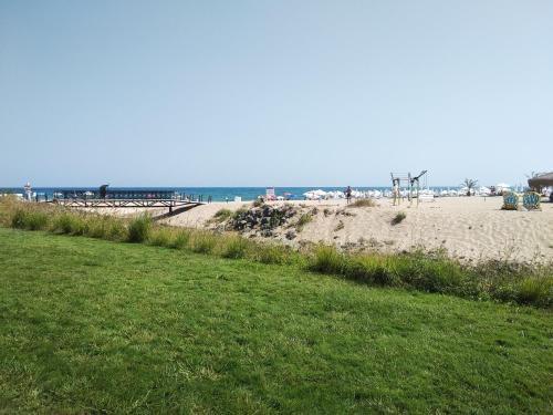 Lozenets Oasis Beach 2 bed in 로제넷츠
