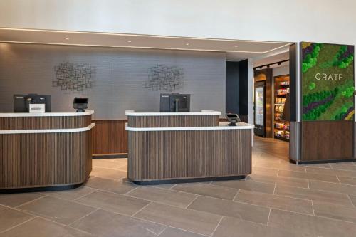 Előcsarnok, Courtyard by Marriott Chino Hills in Chino Hills (Kalifornia)