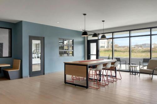 บริการและสิ่งอำนวยความสะดวก, StudioRes by Marriott Louisville East in ดักลาส ฮิลล์