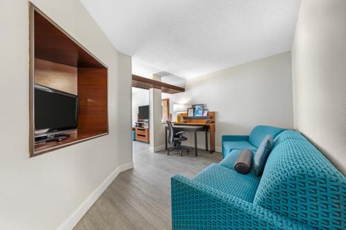 Fairfield Inn and Suites Mt. Laurel - image 43