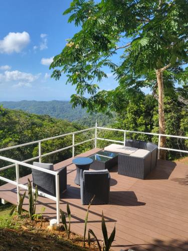 Refuge with spectacular sunset in Cerro Azul in Cerro Azul