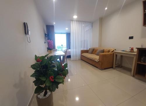 MONOAMBIENTE ACOGEDOR CON BALCON y GARAJE