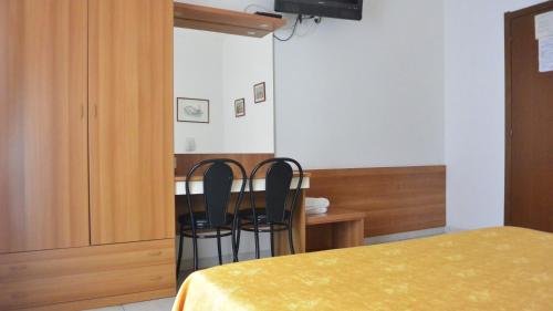 Hotel Mignon - image 14