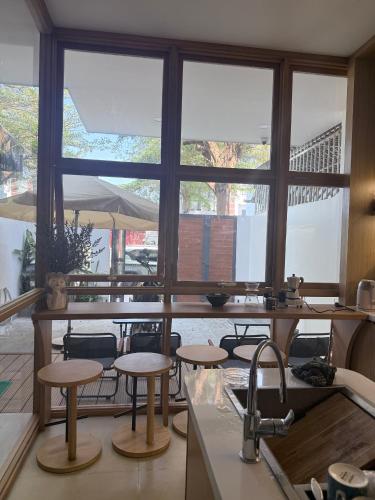 Facilities, Victoria home in Vinh Thai