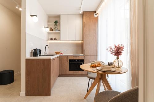 Airport & Center Superior Apartments – khách sạn tại Bronowice