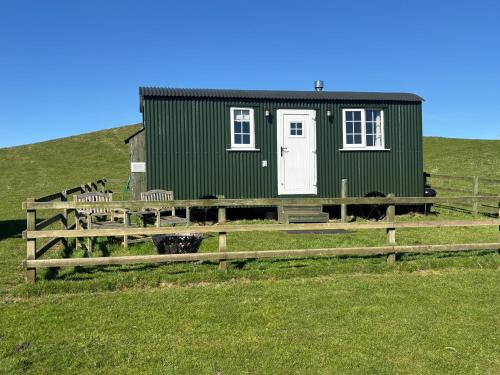 Fauld O Wheat Shepherds Hut , Loch Ken ,Off Grid gîte à louer Kenmure Castle