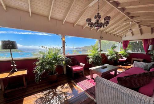 Exquisite villa in Unesco national park with beach at walking distance in English Harbour