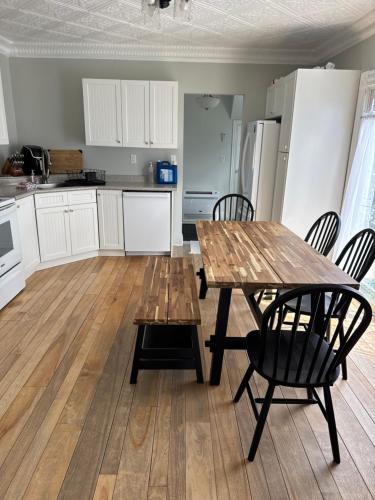 Iekārtas, Breakwater Lodge in Lower Woods Harbour (NS)