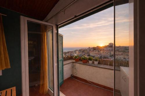 L&R - Centro storico, Parcheggio, Terrazza panoramica - La Cima della Pigna