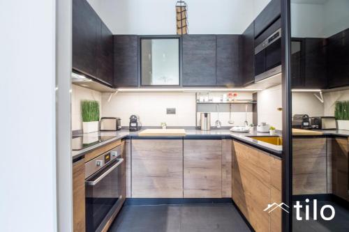 المرافق, City Center Lux| 2BR| A/C| Parking By Tilo in مركز مدينة جينوا