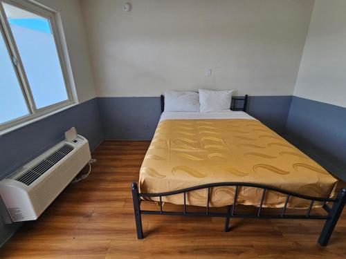 Bridgeview Hotel – Fresno, CA