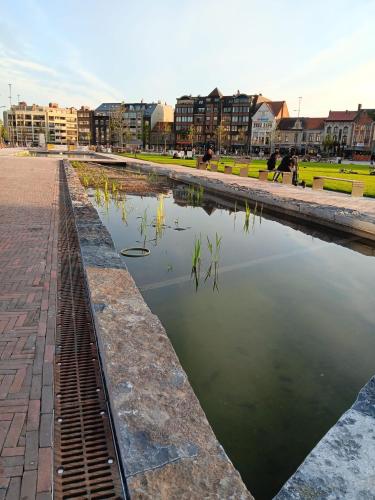Spacious Apartment at Top Location Grote Markt in Сінт-Ніклас
