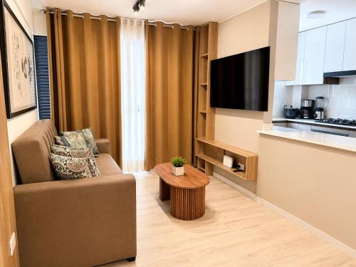 Elegant Apartment with Modern Design