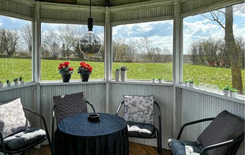 Viesnīcas āriene, 4 Bedroom Gorgeous Home In Øster Assels in Sillerslev